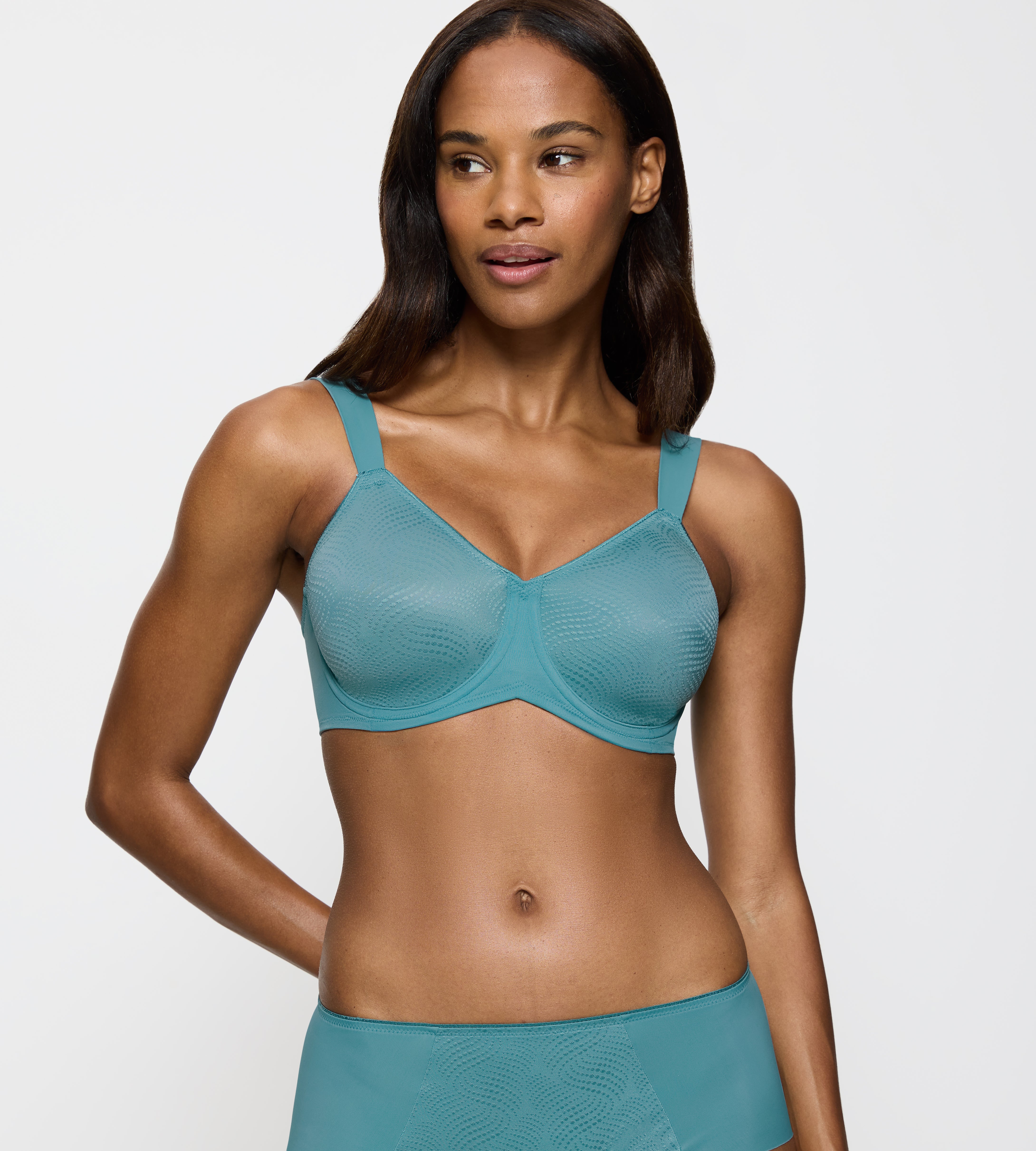 טריומף חזיית מינימייזר – Triumph Essential Minimizer T W X