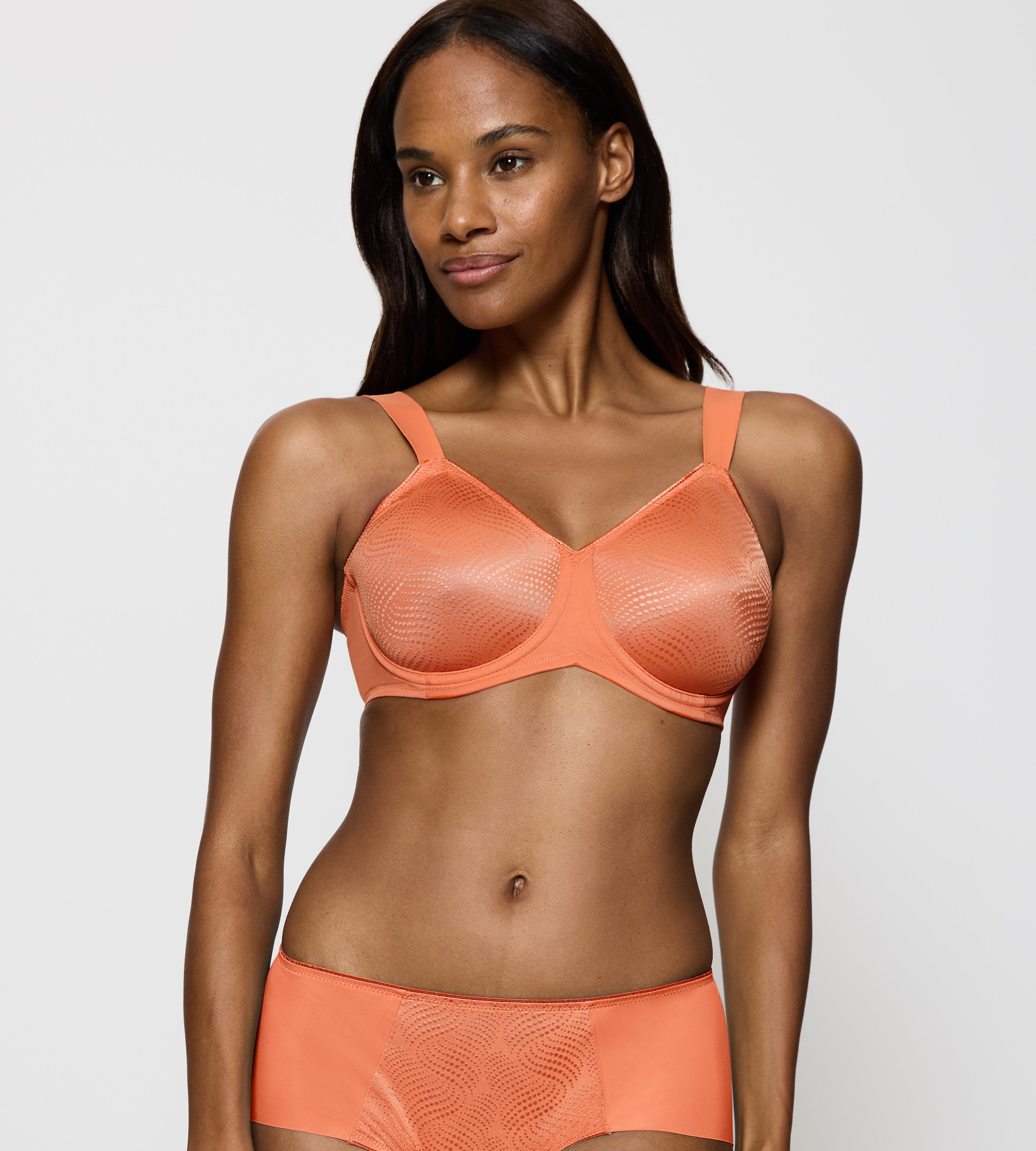טריומף חזיית מינימייזר – Triumph Essential Minimizer T W X